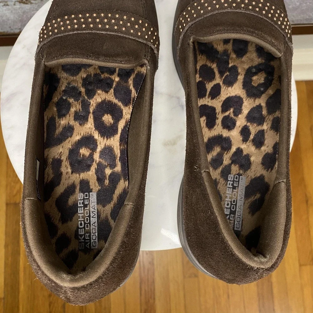 Skechers Shoes Womens Size 8.5 Brown Leather Slip On Comfort Loafers SN 136242